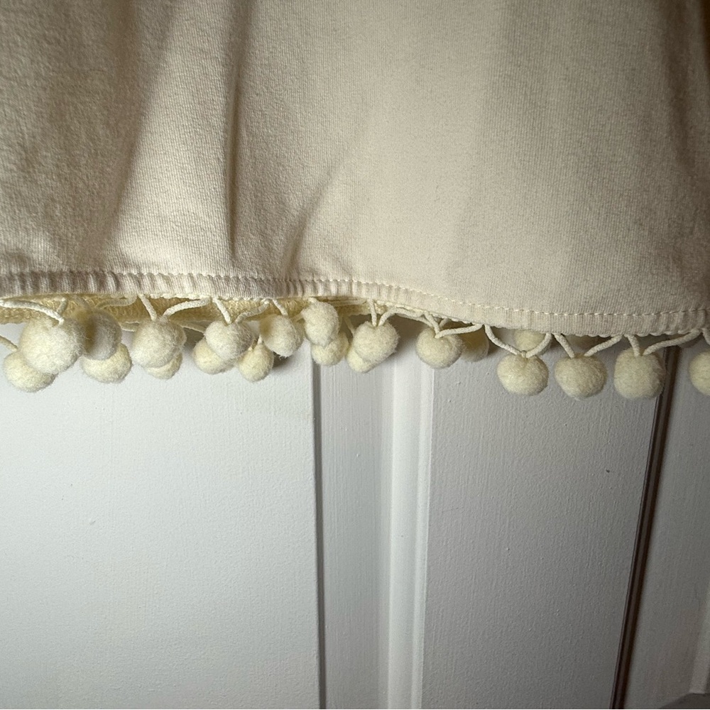 Boston Proper Ivory Cold / Off Shoulder Blouse Pom Pom Accent XS BOHO Fun Cotton - Picture 5 of 8